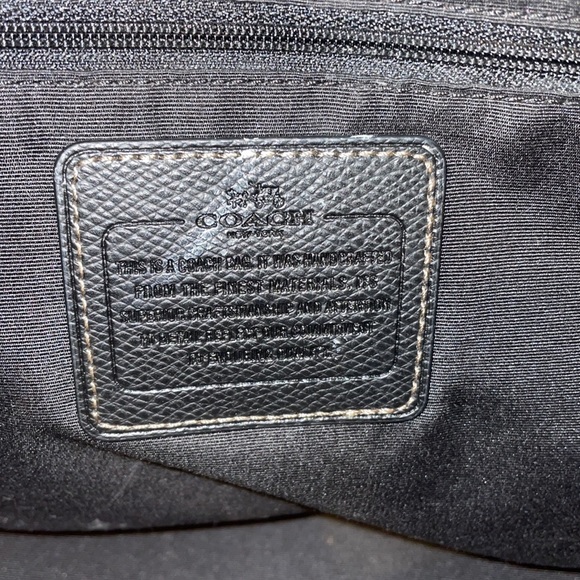 Coach Bag - Picture 4 of 8